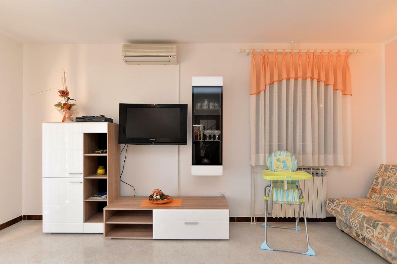 Apartment Gracijela 827 Медулин Екстер'єр фото