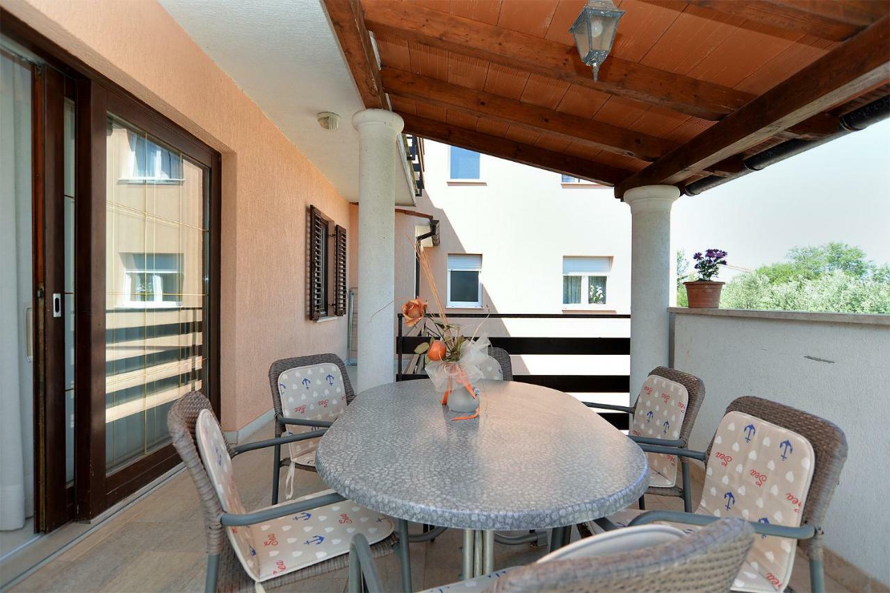 Apartment Gracijela 827 Медулин Екстер'єр фото